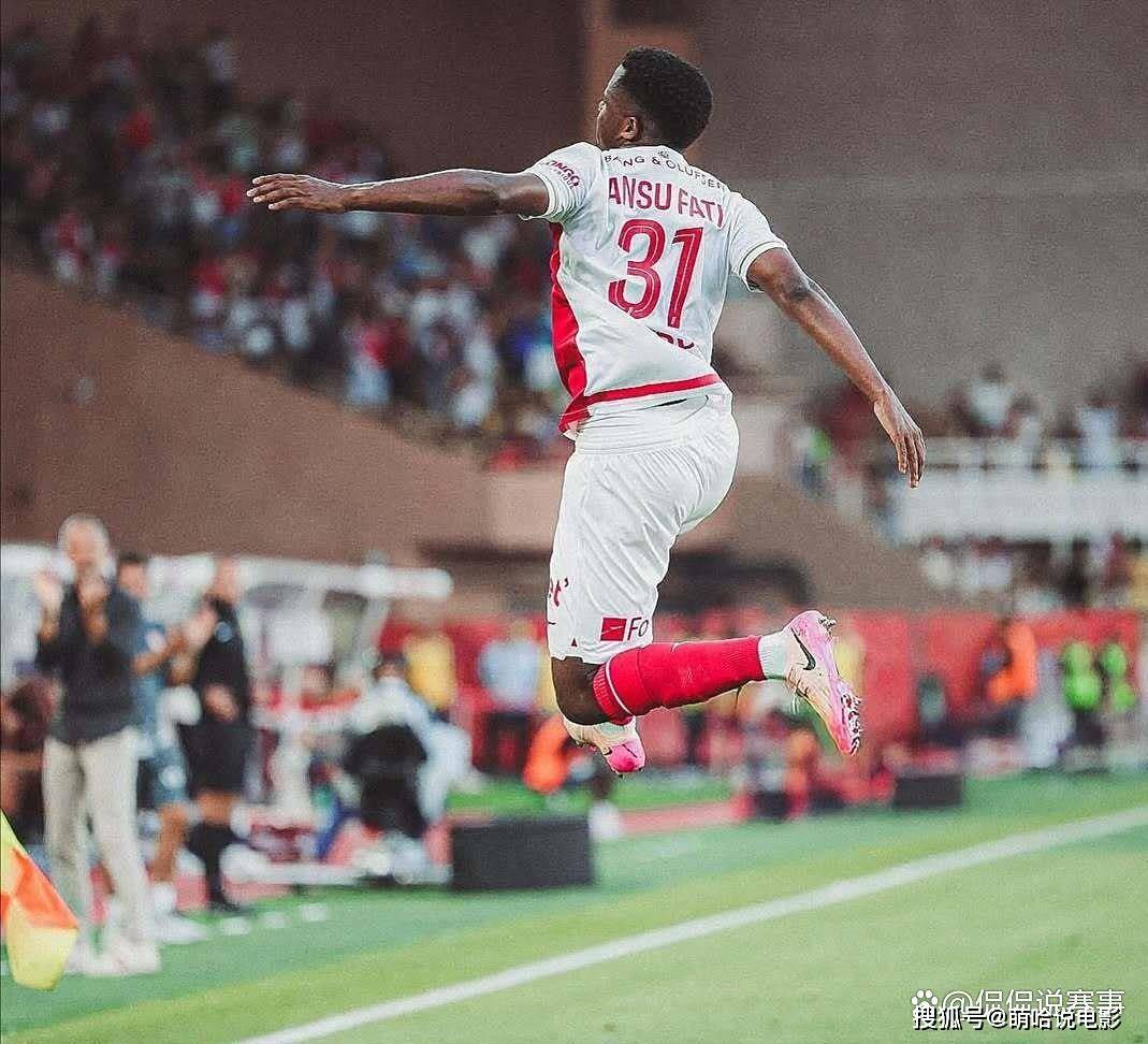 摩纳哥训练开放日，清晨状态回暖引欢呼，欧篮联在即，年轻球员得到机会的简单介绍