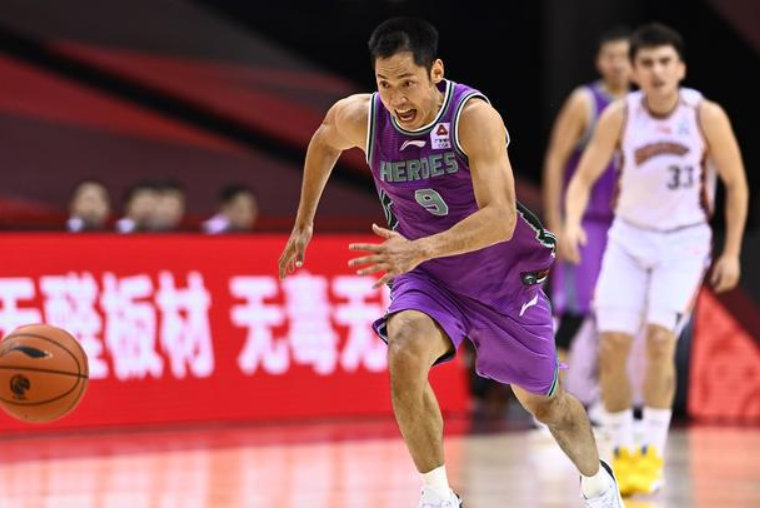 关于这也行？冲刺阶段山东男篮备战CBA季后赛莱比锡围绕亚冠迎来里程碑，阿斯顿维拉遗憾出局备战法国杯的信息