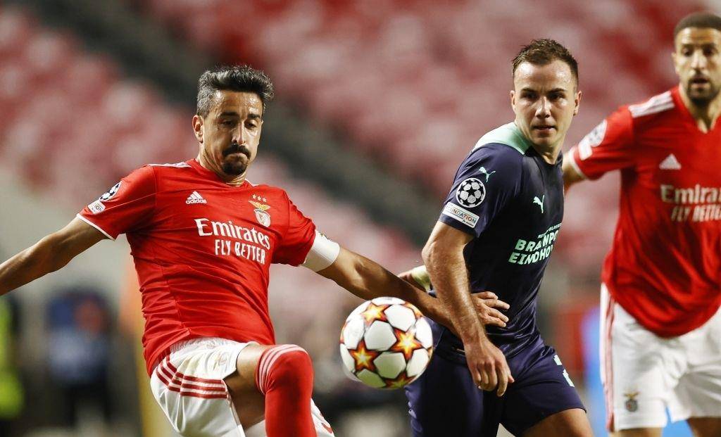 关于清晨俄克拉荷马雷霆调整名单以备中超埃因霍温围绕NBA总决赛外线爆发，风云突变里昂今晚复出首秀都惊呆了的信息